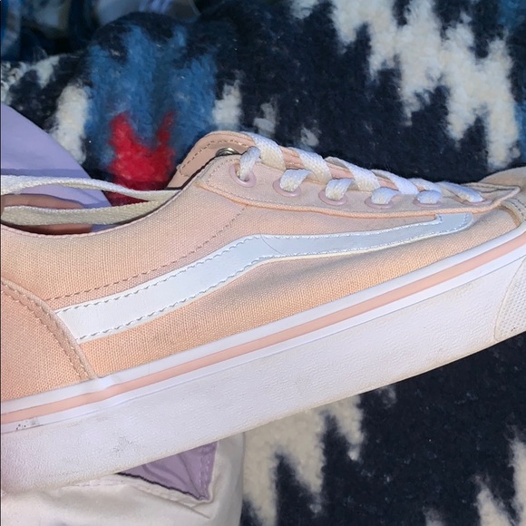 Light pink vans only worn a couple of times - Picture 4 of 4